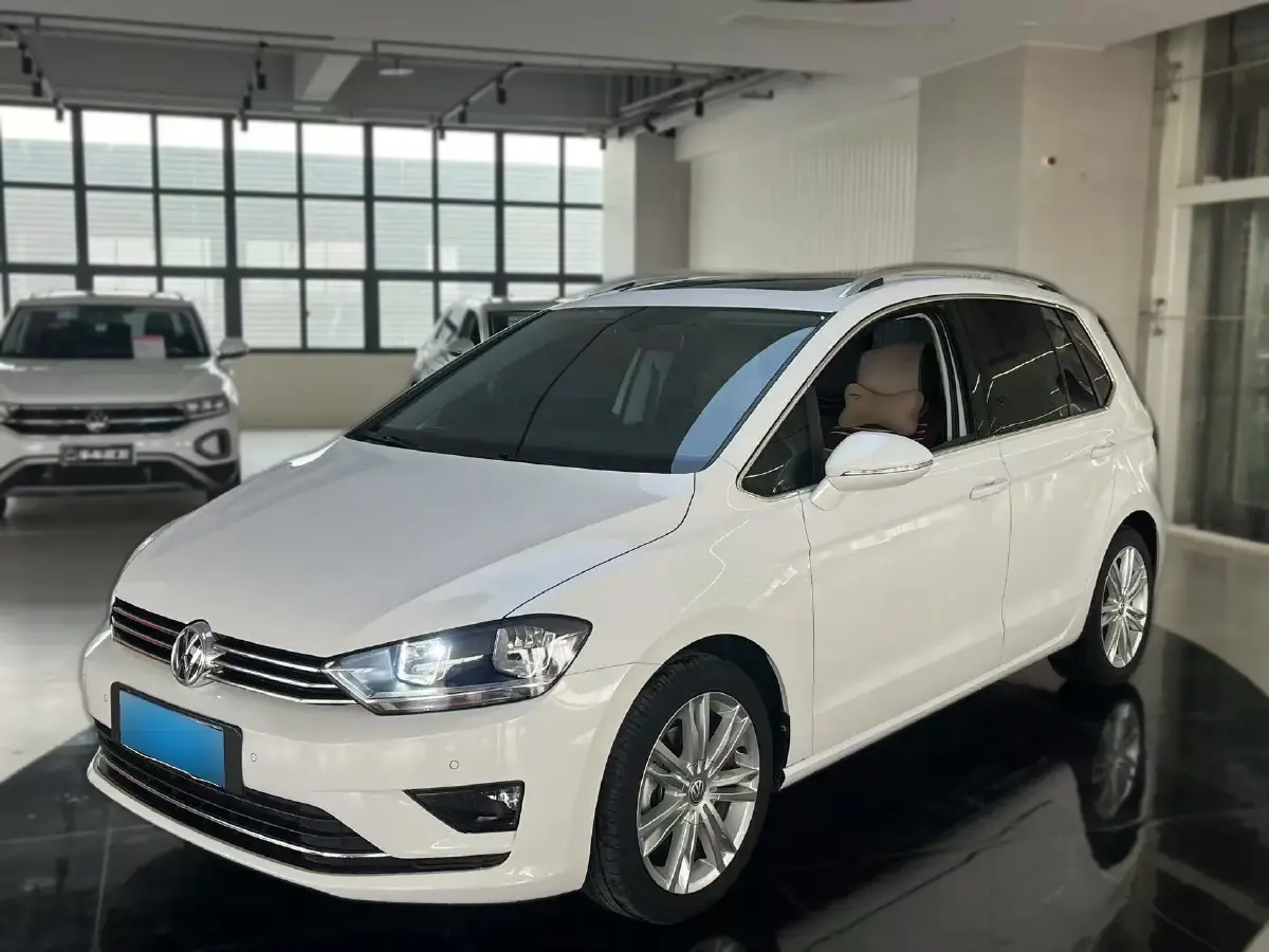 2018 Volkswagen Golf Sportsvan 1.4T 131HP L4 7DCT