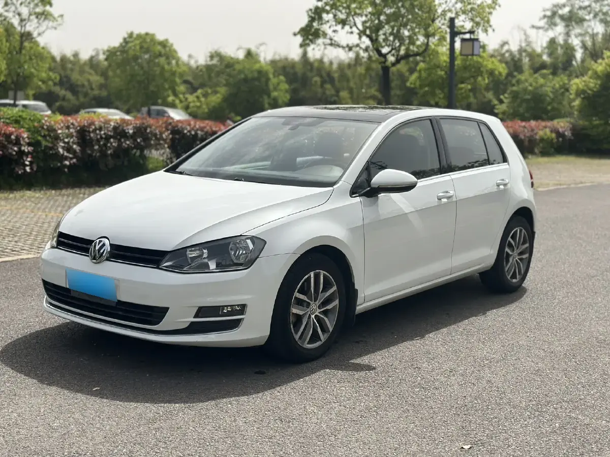 2015 Volkswagen Golf 1.4T 131HP L4 7DCT