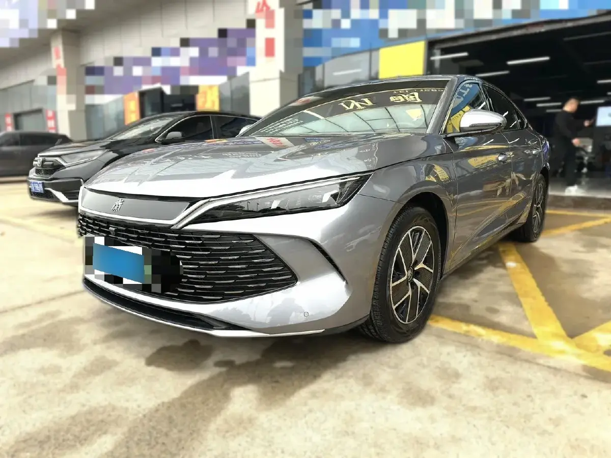 2024 BYD QinL 1.5L 101HP L4 E-CVT PHEV 15.87KWH