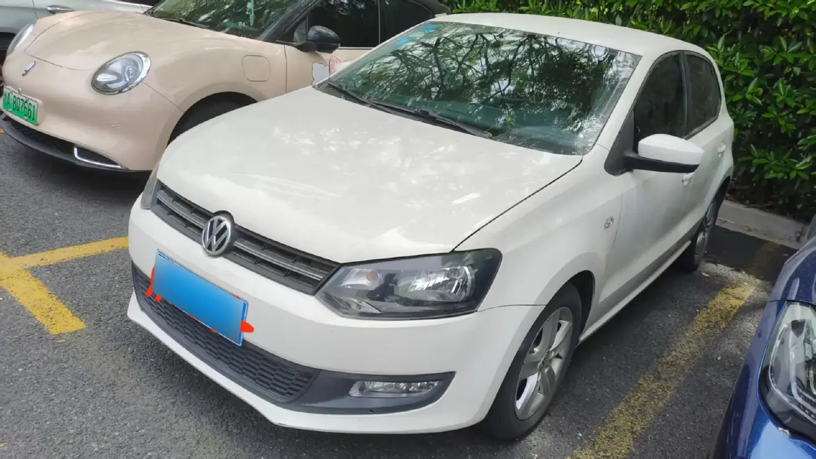 2011 Volkswagen Polo 1.4L 86HP L4 6AT