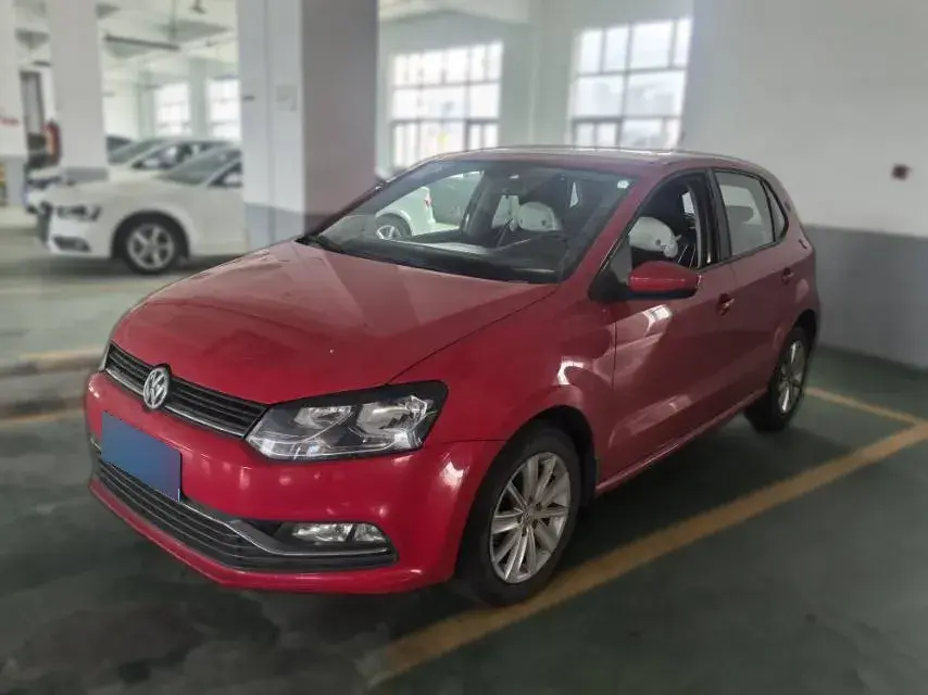 2014 Volkswagen Polo 1.6L 110HP L4 6AT