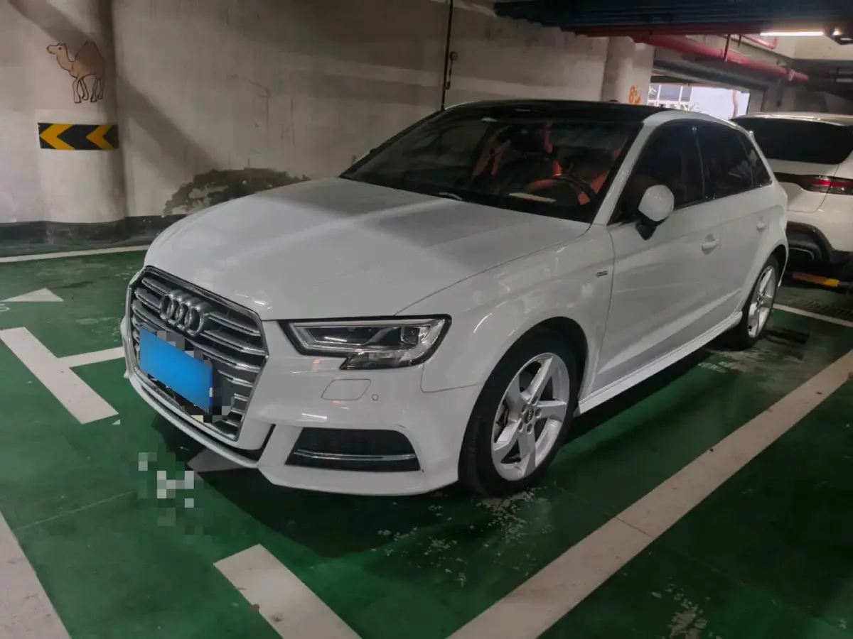 2025 Audi A3 1.5T 160HP L4 7DCT