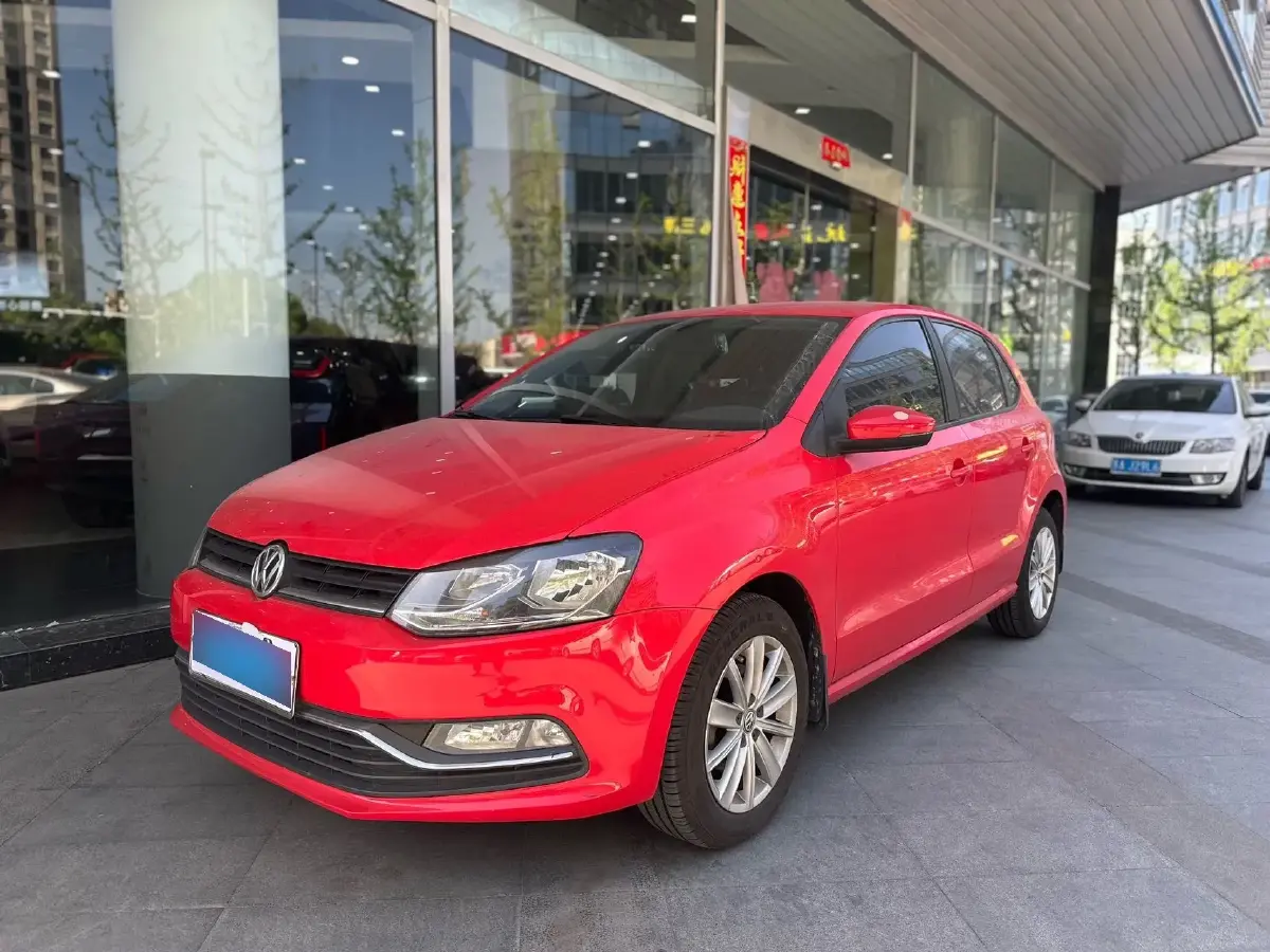 2014 Volkswagen Polo 1.6L 110HP L4 6AT