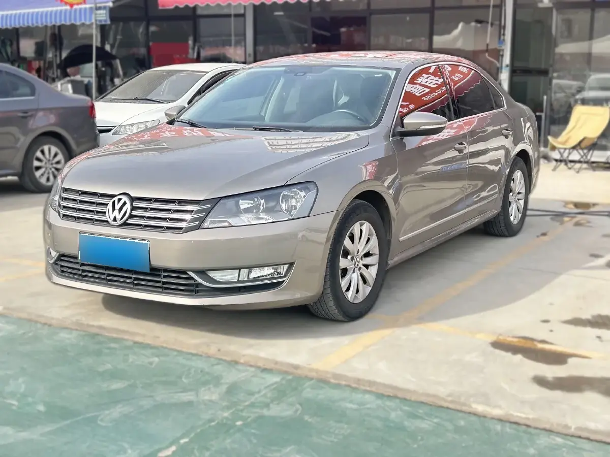 2013 Volkswagen Passat 1.8T 160HP L4 7DCT