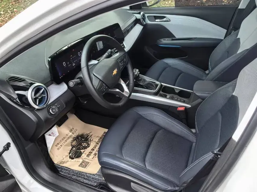 2024 Chevrolet Monza 1.5L 113HP L4 6DCT,autocango,china used car exporter,china ev exporter,chinese used car exporter,chinese used ev exporter