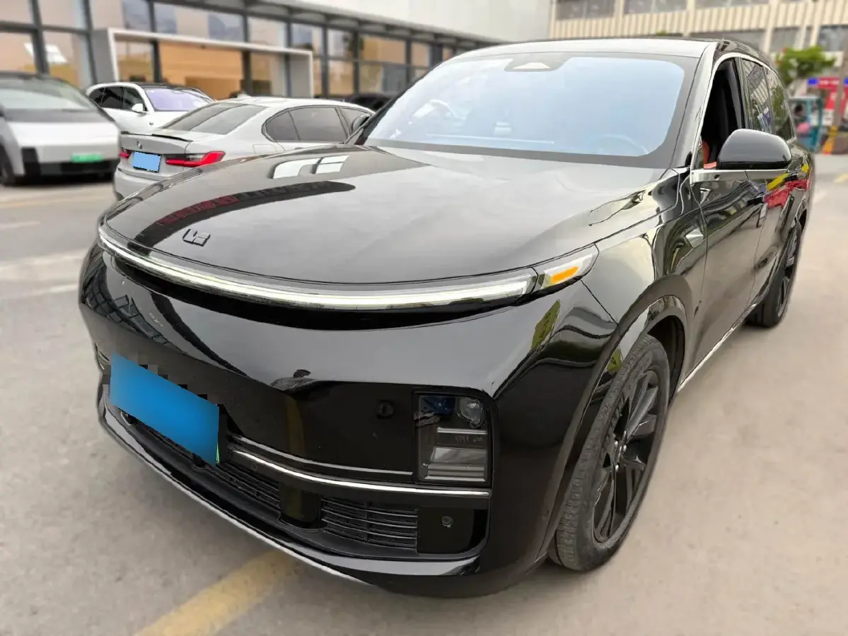 2023 Li L8 Range Extended 154HP REEV 40.9KWH