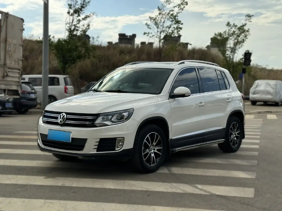 2015 Volkswagen Tiguan 1.8T 160HP L4 6AT