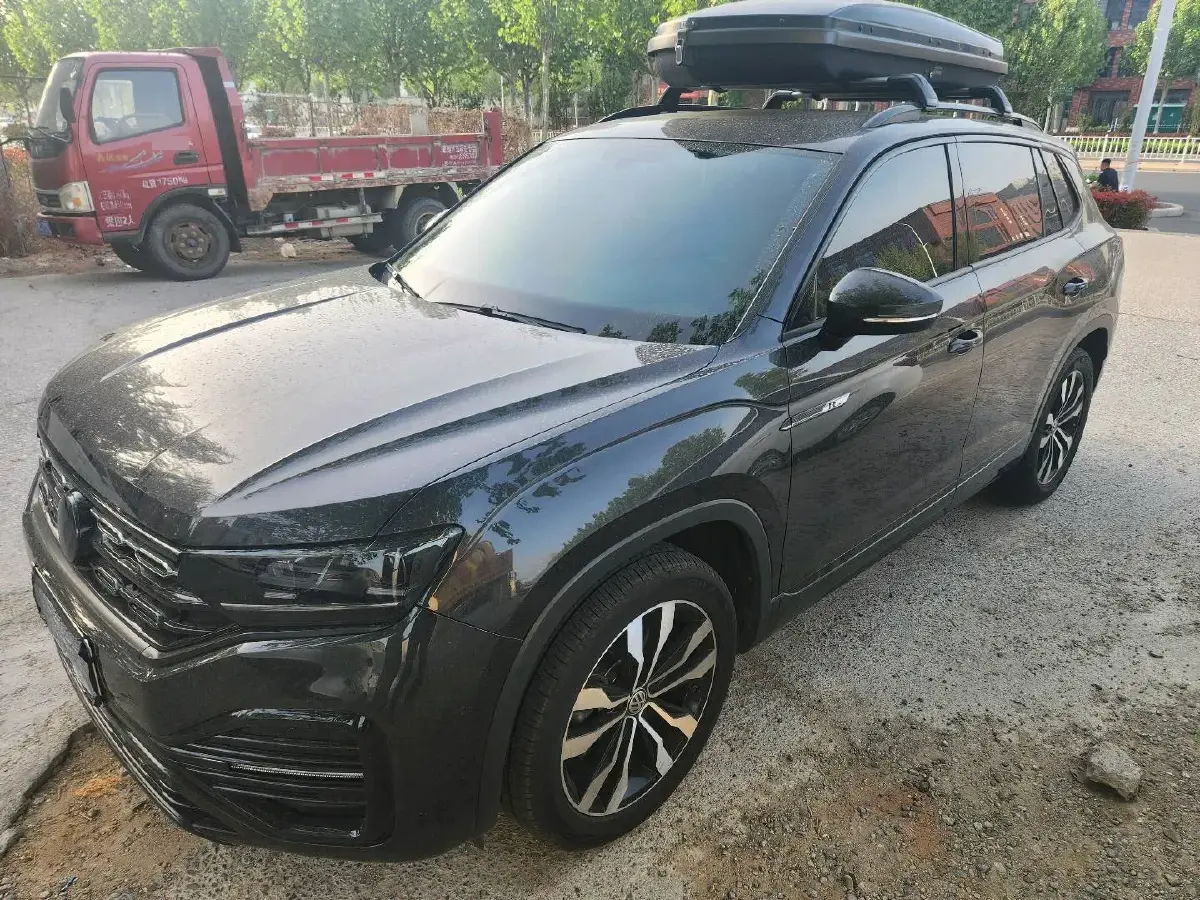 2019 Volkswagen Tayron 2.0T 220HP L4 7DCT