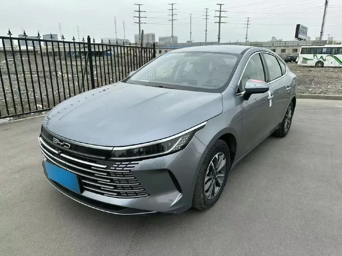 2025 BYD Seal05 DM-i 1.5L 101HP L4 E-CVT PHEV 7.68KWH