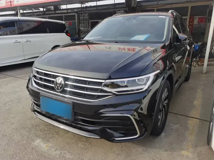 2024 Volkswagen Tiguan L 2.0T 186HP L4 7DCT