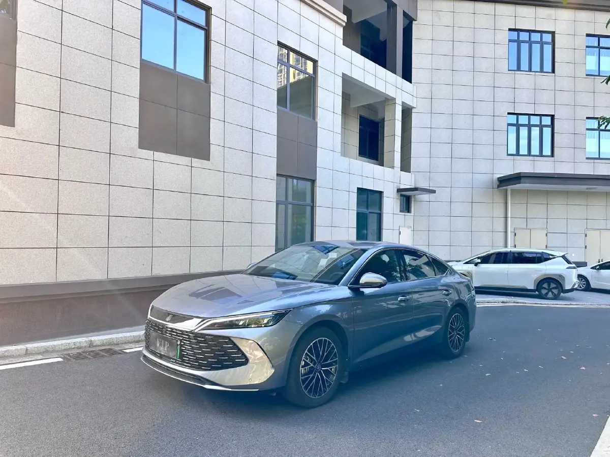 2024 BYD QinL 1.5L 101HP L4 E-CVT PHEV 15.87KWH