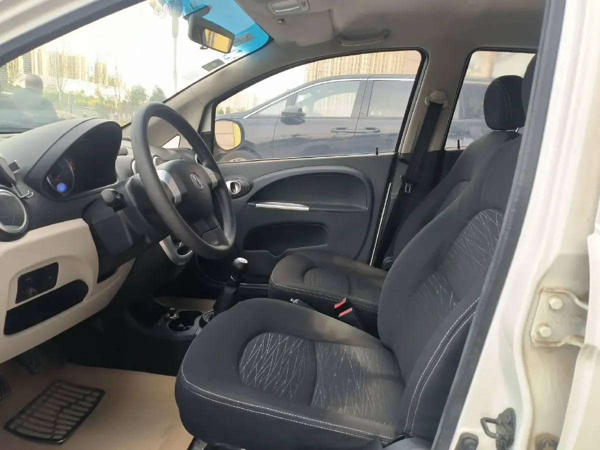 2012 ChangAn BenBen MINI 1.0L 69HP L4 5AMT,autocango,china used car exporter,china ev exporter,chinese used car exporter,chinese used ev exporter