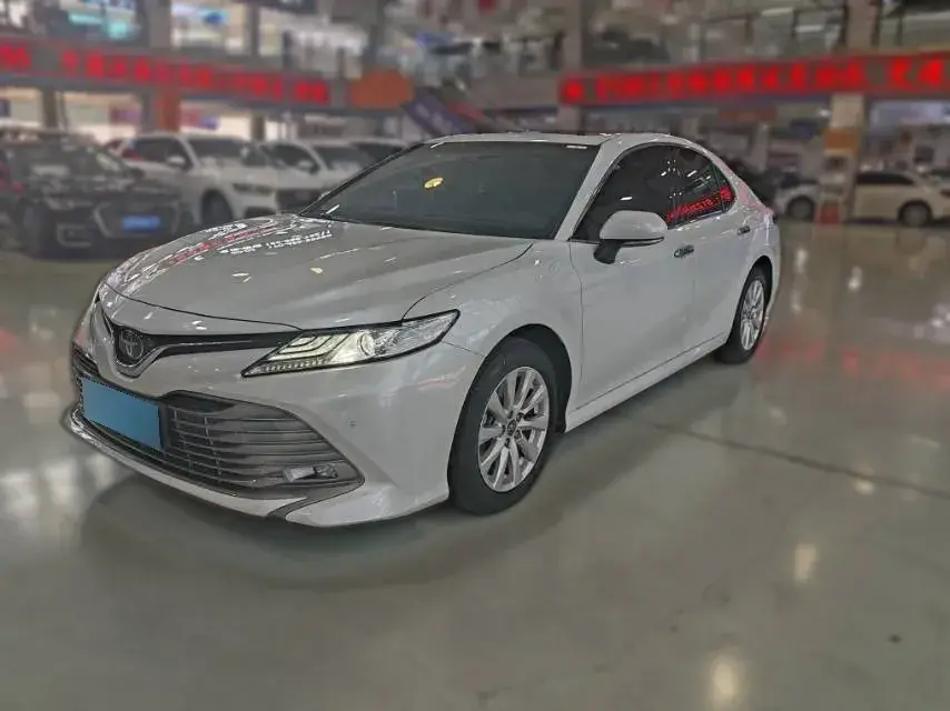 2019 Toyota Camry 2.0L 178HP L4 CVT