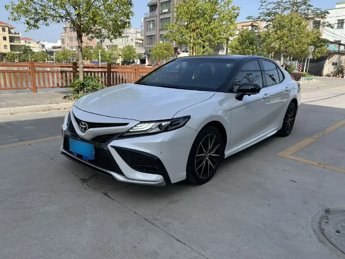 2022 Toyota Camry 2.0L 178HP L4 CVT