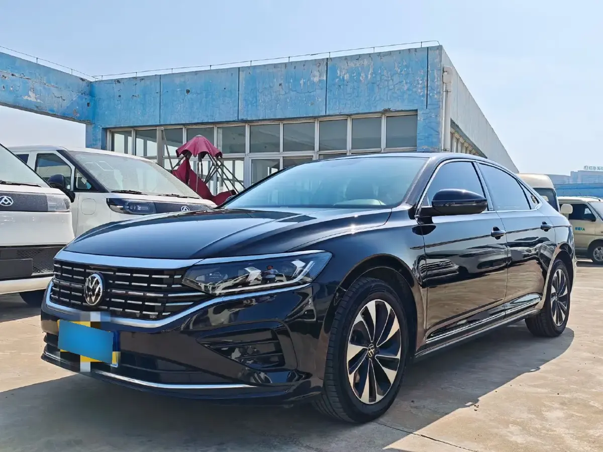 2022 Volkswagen Passat 1.4T 150HP L4 7DCT