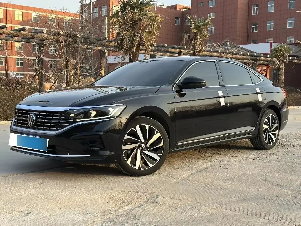 2022 Volkswagen Passat 2.0T 186HP L4 7DCT 2022 Volkswagen Passat 2.0T 186HP L4 7DCT