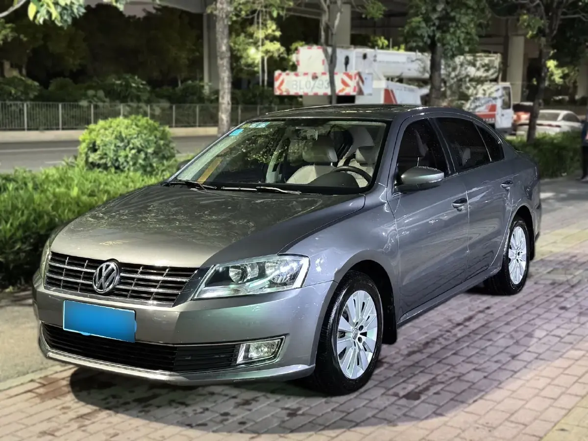 2013 Volkswagen Lavida 1.4T 131HP L4 7DCT