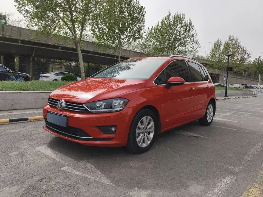 2018 Volkswagen Golf Sportsvan 1.4T 131HP L4 7DCT