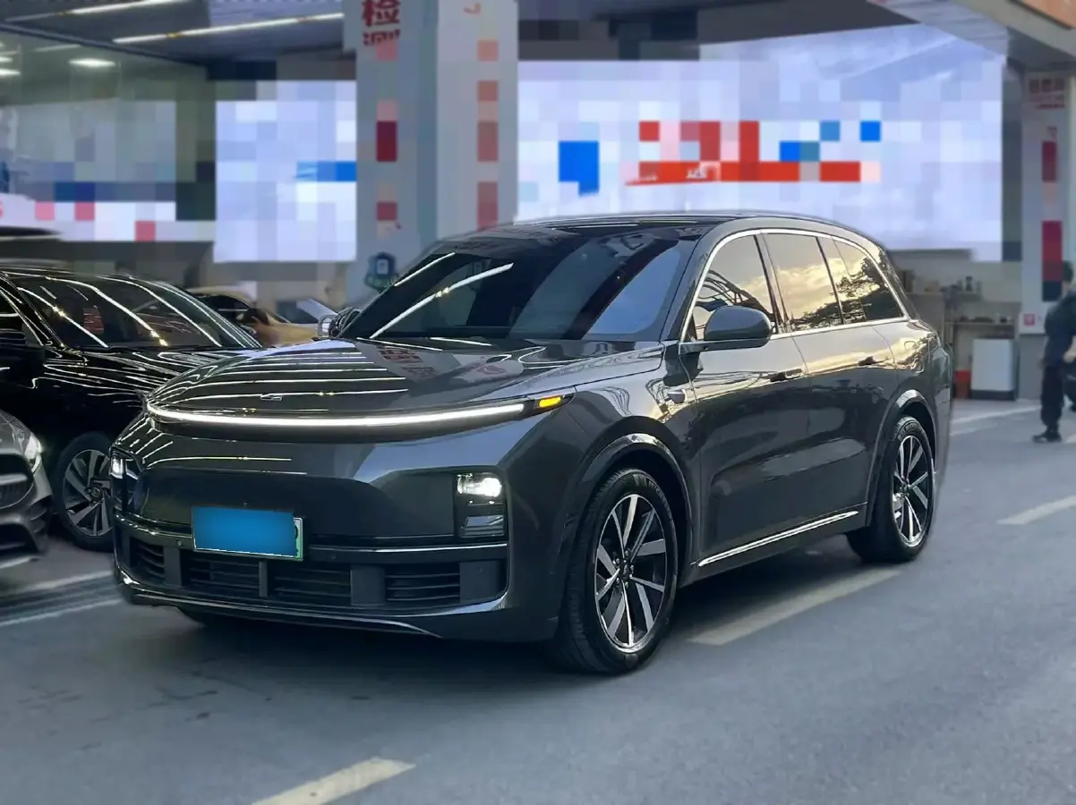 2023 Li L8 Range Extended 154HP REEV 40.9KWH