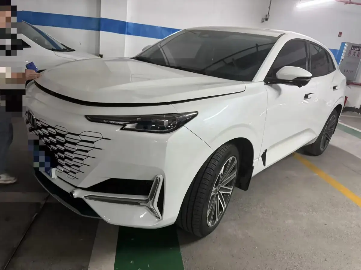 2021 ChangAn UNI-K 2.0T 233HP L4 8AT