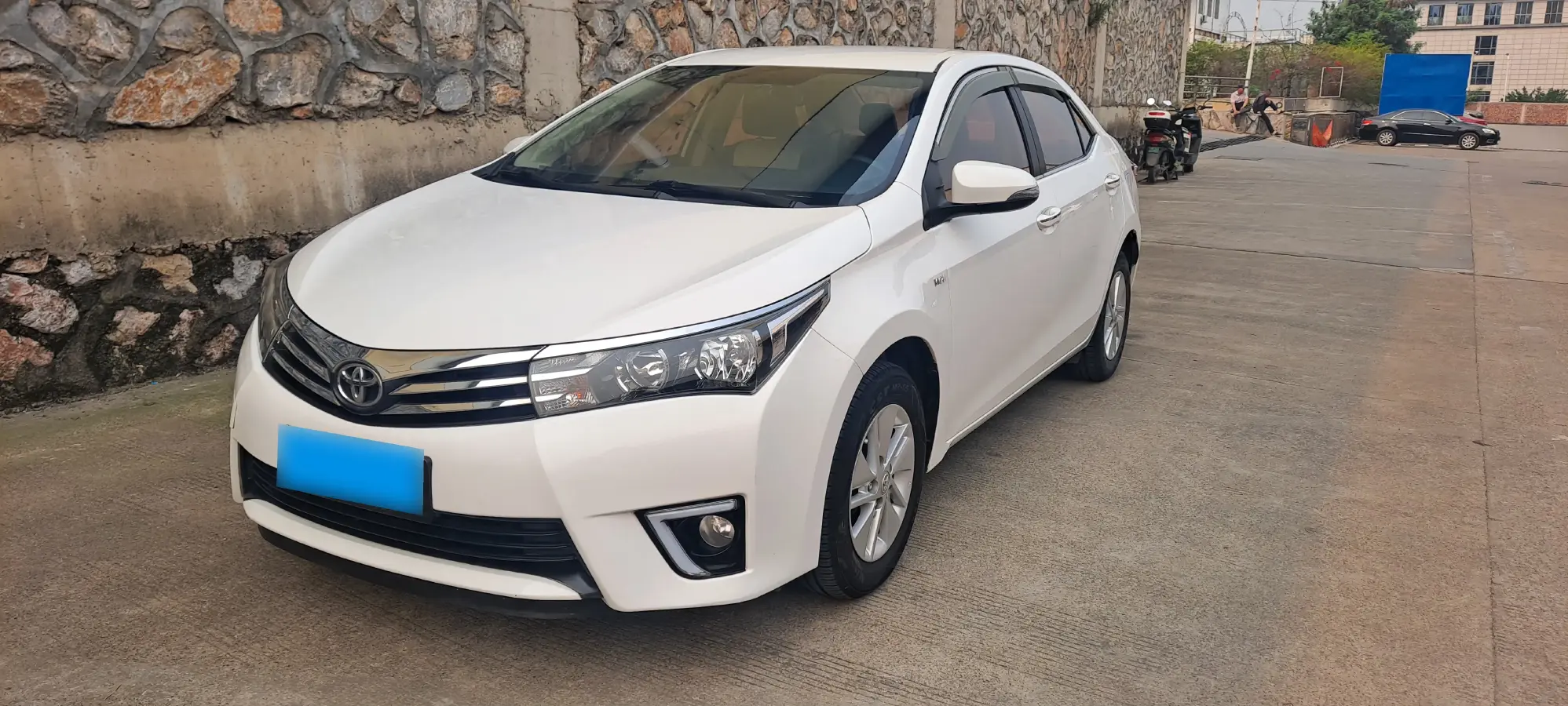 2017 Toyota Corolla 1.2T 116HP L4 CVT