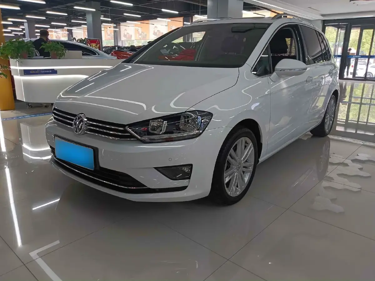 2018 Volkswagen Golf Sportsvan 1.4T 150HP L4 7DCT