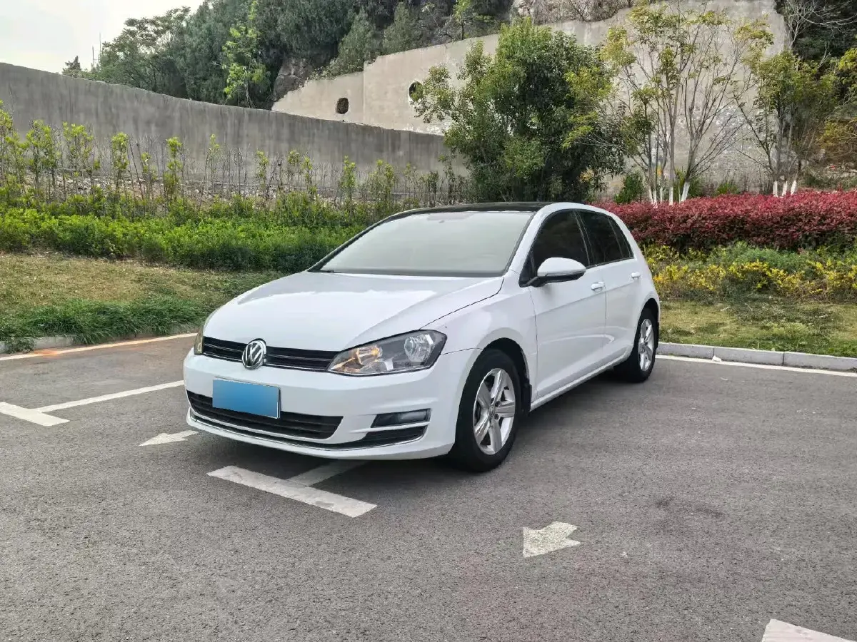 2016 Volkswagen Golf 1.4T 131HP L4 7DCT