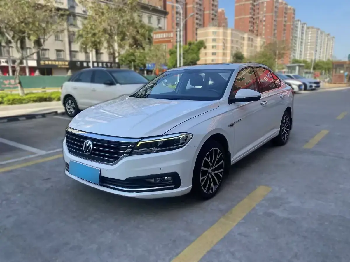 2013 Volkswagen Lavida 1.4T 131HP L4 7DCT