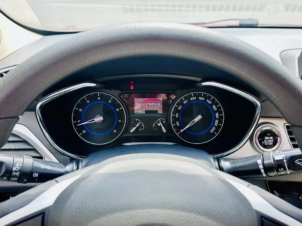 2016 ChangAn Alsvin V7 1.6L 124HP L4 5MT,autocango,china used car exporter,china ev exporter,chinese used car exporter,chinese used ev exporter