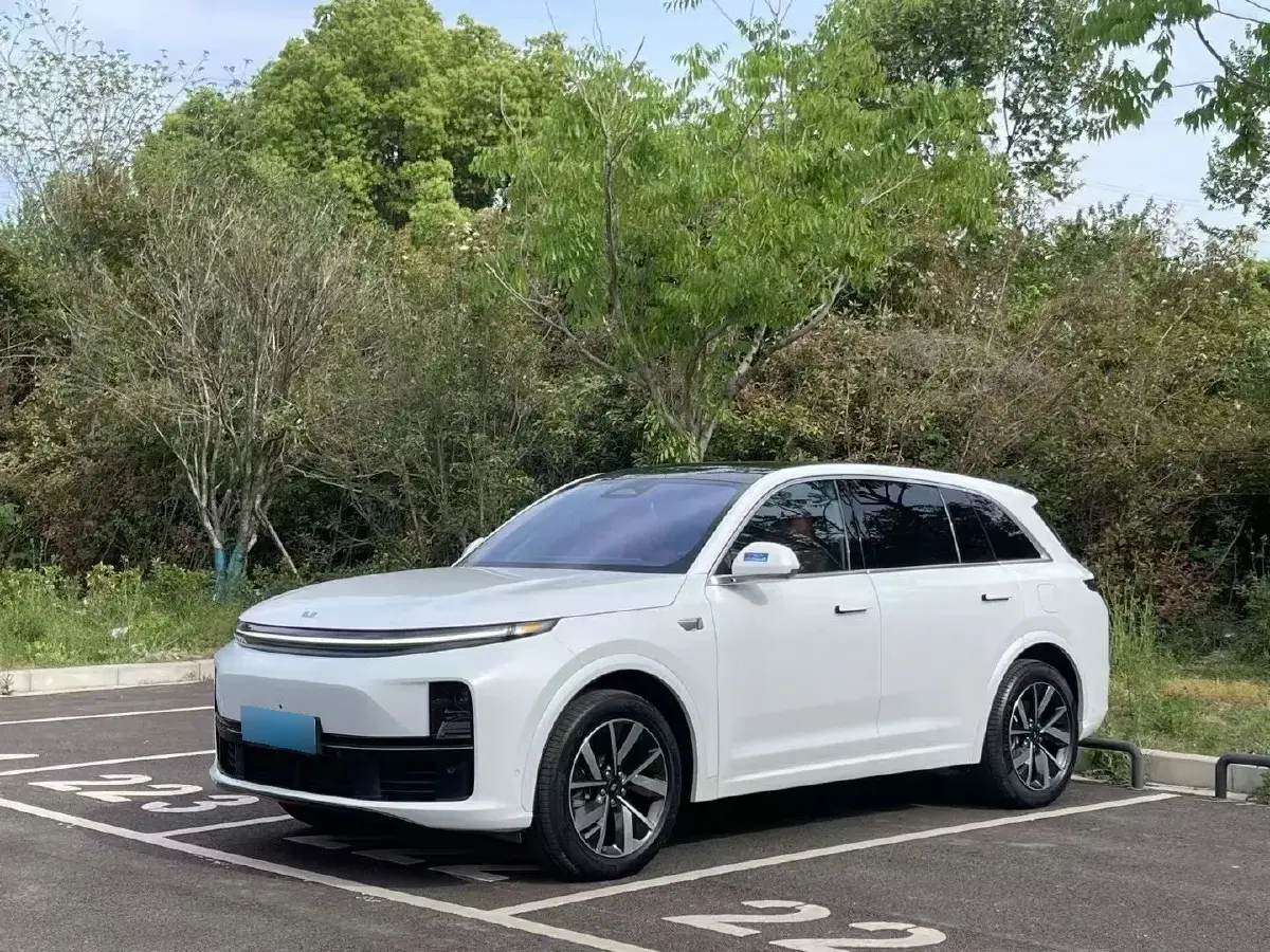 2023 Li L7 Range Extended 154HP REEV 40.9KWH