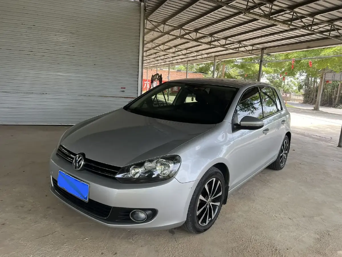 2011 Volkswagen Golf 1.4T 131HP L4 7DCT