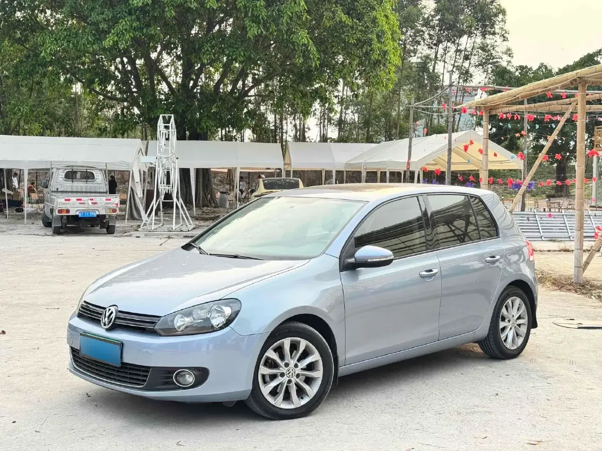 2012 Volkswagen Golf 1.4T 131HP L4 5MT