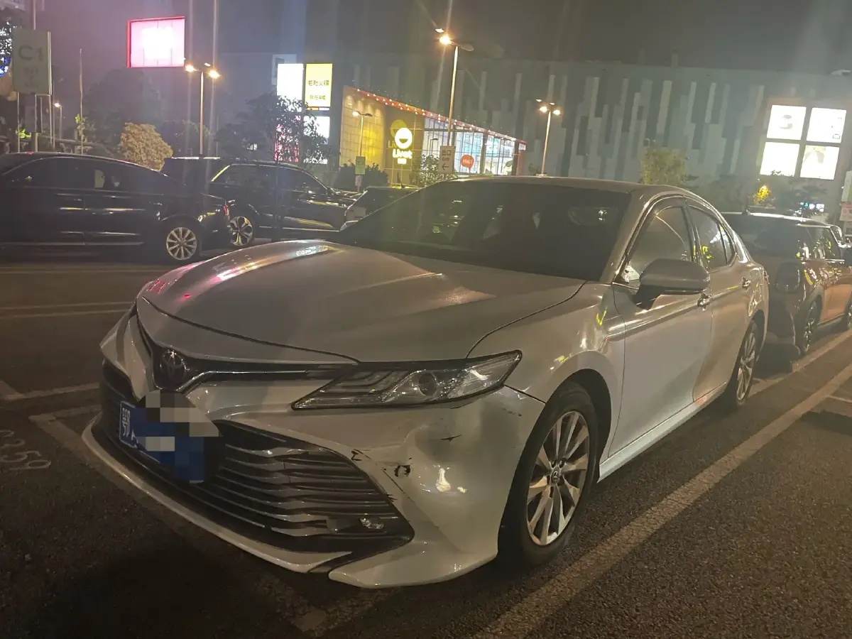 2018 Toyota Camry 2.0L 169HP L4 6AT