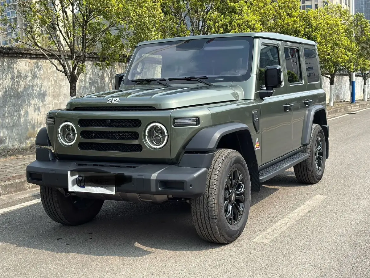 2024 212 212 T01 2.0T 252HP L4 8AT