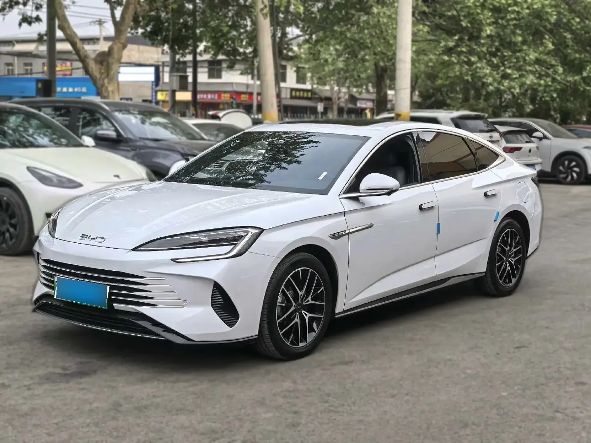 2024 BYD Seal 1.5L 110HP L4 E-CVT PHEV 17.6KWH