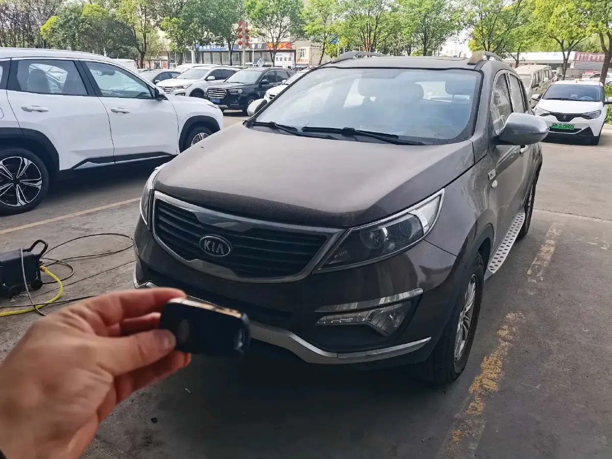 2012 Kia Sportage R 2.0L 165HP L4 6AT