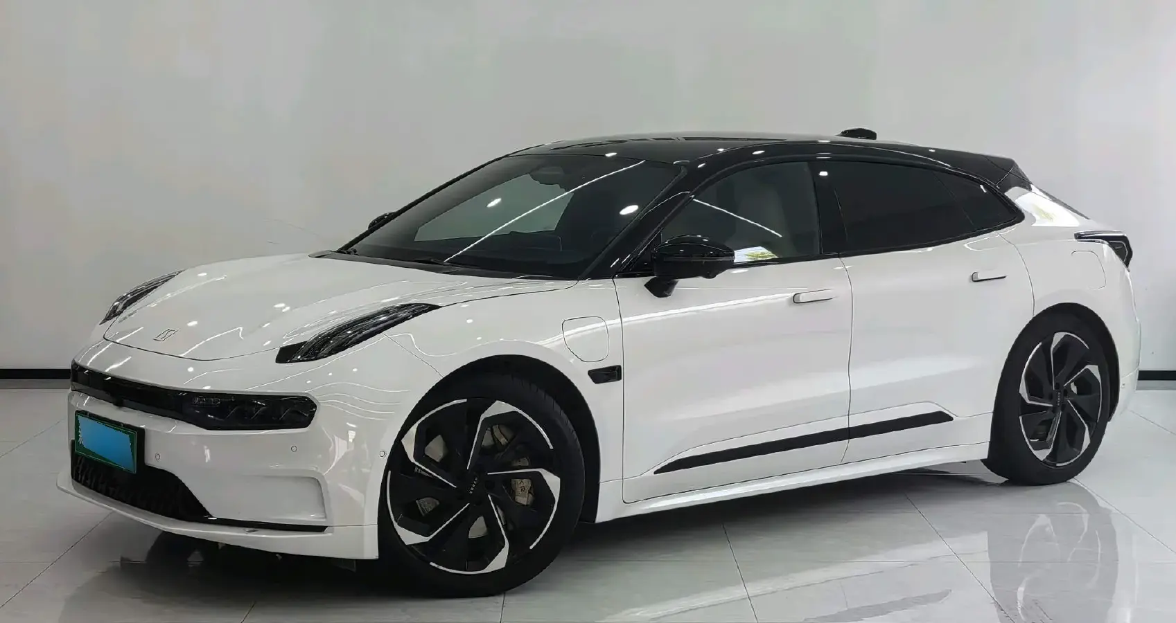 2023 Zeekr 001 BEV 86KWH