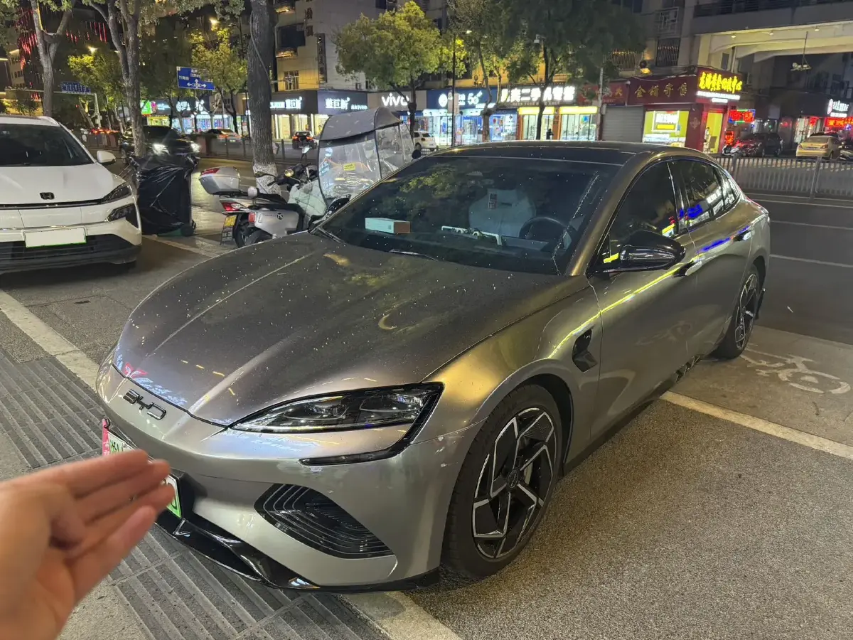 2022 BYD Seal BEV 82.5KWH