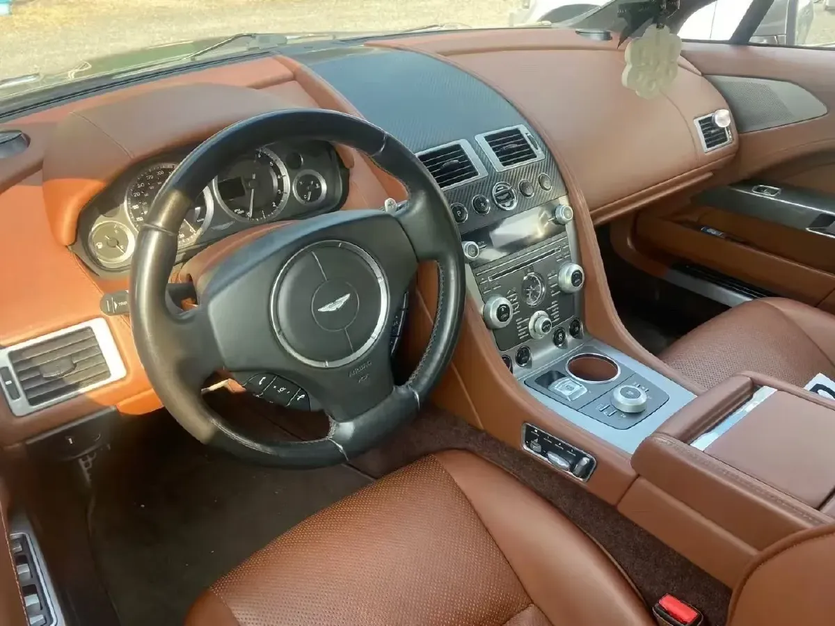 2010 Aston Martin Rapide 6.0L 477HP V12 6AT,autocango,china used car exporter,china ev exporter,chinese used car exporter,chinese used ev exporter