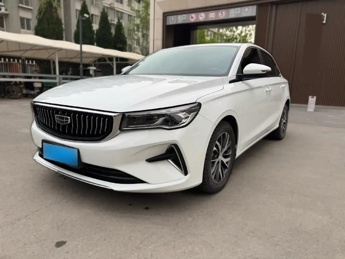 2023 Geely Emgrand 1.5L 127HP L4 CVT