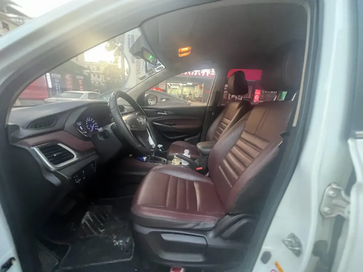 2017 ChangAn Linmax 1.5T 156HP L4 6AT,autocango,china used car exporter,china ev exporter,chinese used car exporter,chinese used ev exporter