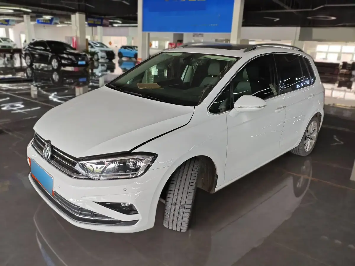 2020 Volkswagen Golf Sportsvan 1.4T 150HP L4 7DCT