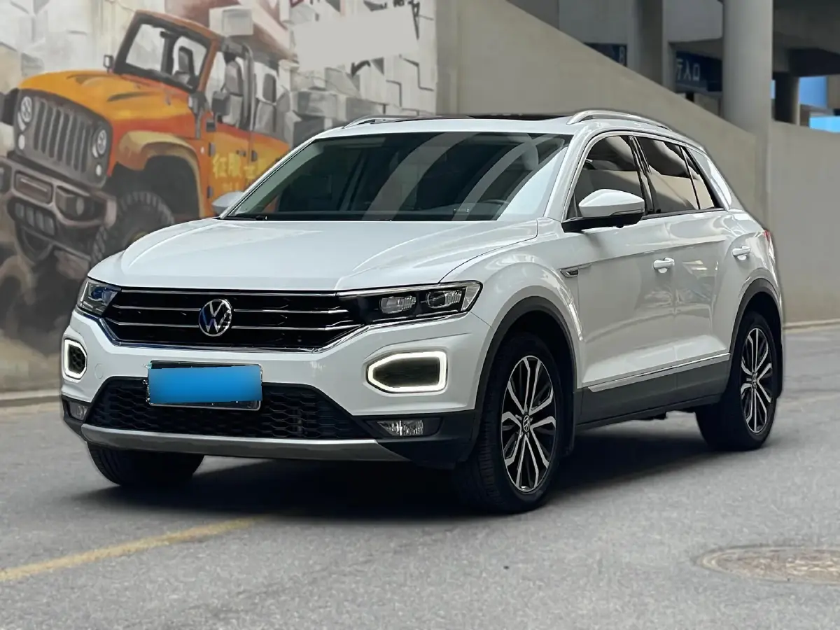 2021 Volkswagen T-Roc 1.4T 150HP L4 7DCT
