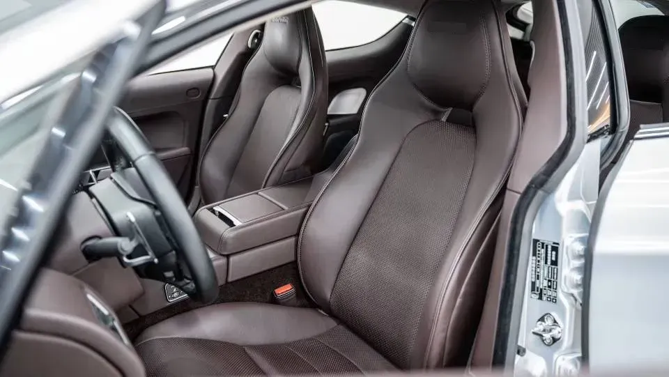 2010 Aston Martin Rapide 6.0L 477HP V12 6AT,autocango,china used car exporter,china ev exporter,chinese used car exporter,chinese used ev exporter