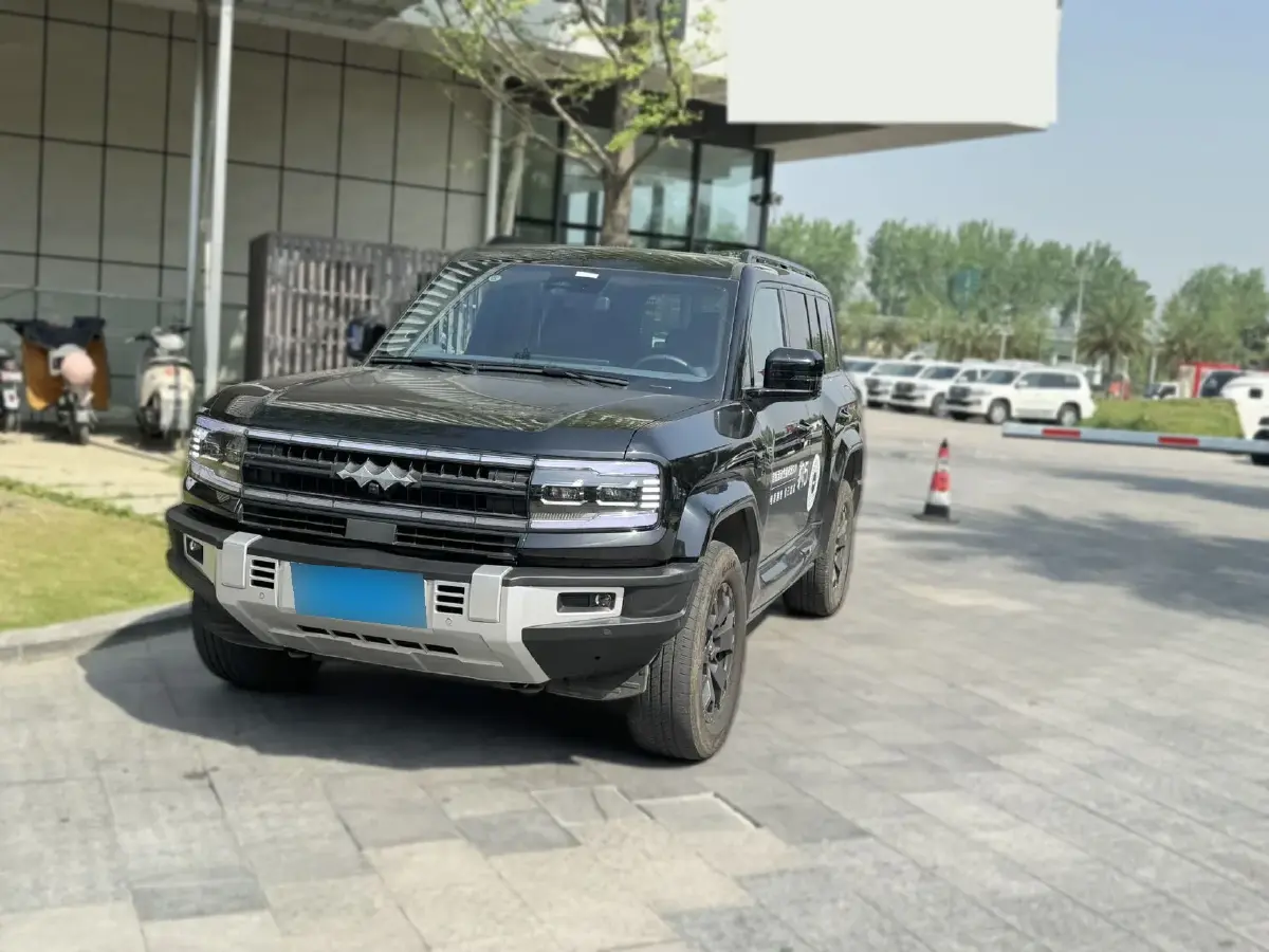 2023 FangChengBao Bao 5 1.5T 194HP L4 E-CVT PHEV 31.8KWH