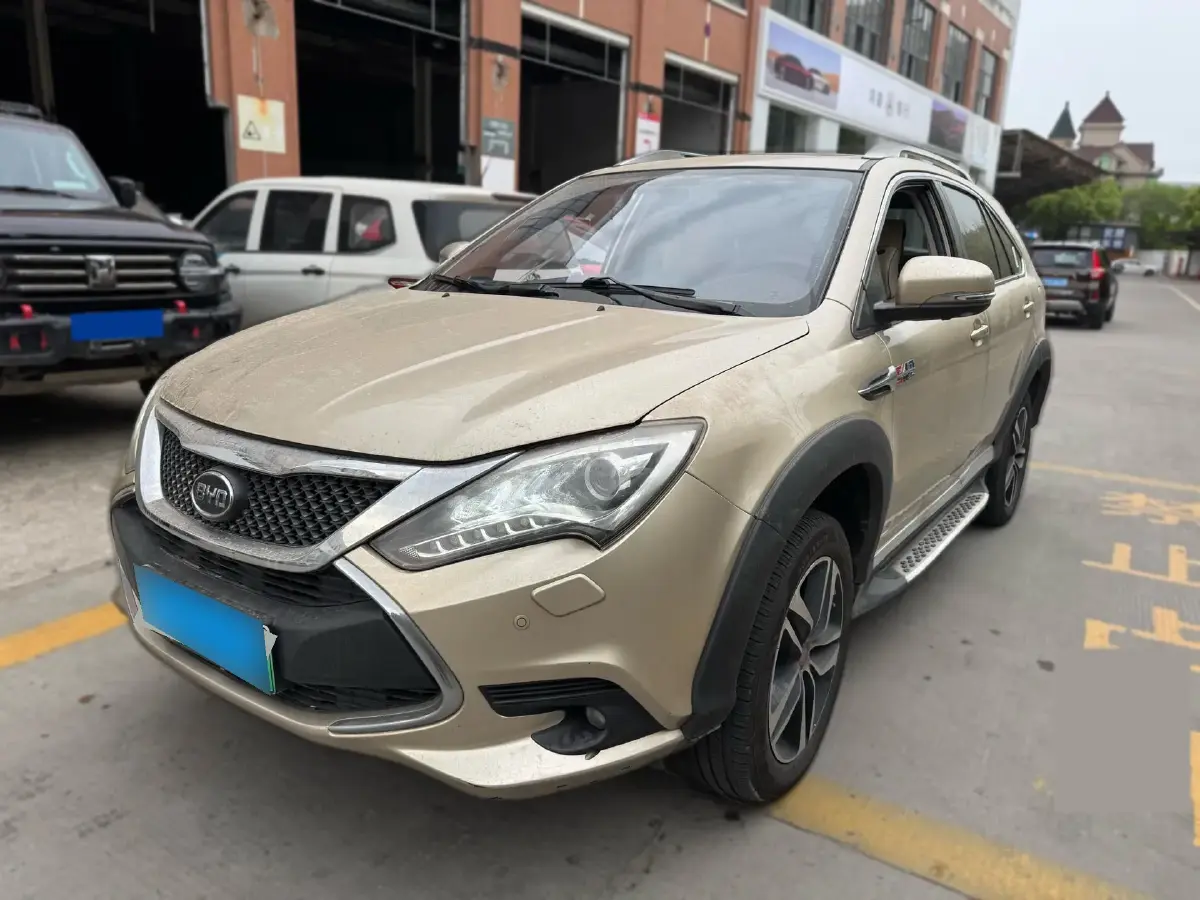 2015 BYD Tang 2.0T 205HP L4 6DCT PHEV
