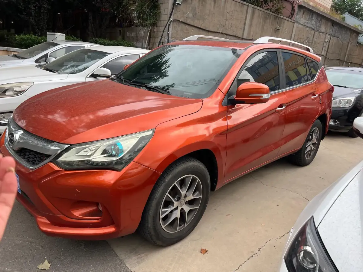 2016 BYD Song 1.5T 154HP L4 6MT