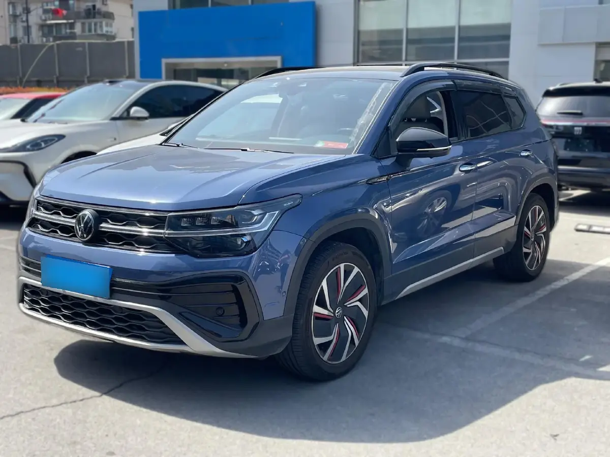 2023 Volkswagen Tharu 2.0T 186HP L4 7DCT