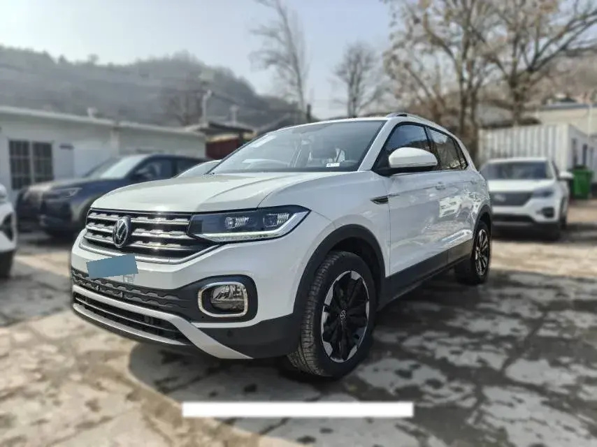 2023 Volkswagen Tacqua 1.2T 116HP L4 7DCT