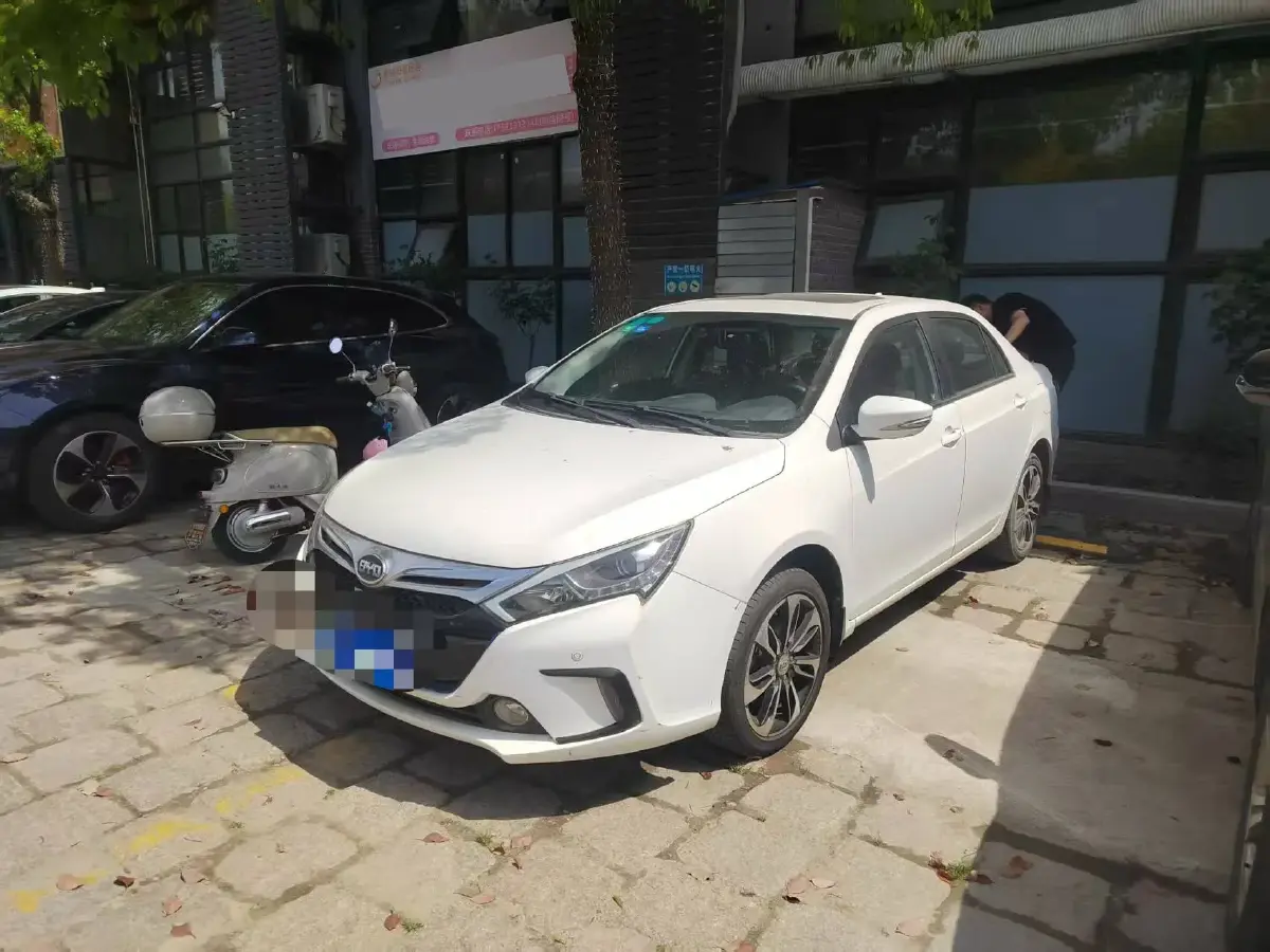 2015 BYD Qin 1.5T 154HP L4 6DCT PHEV 13KWH